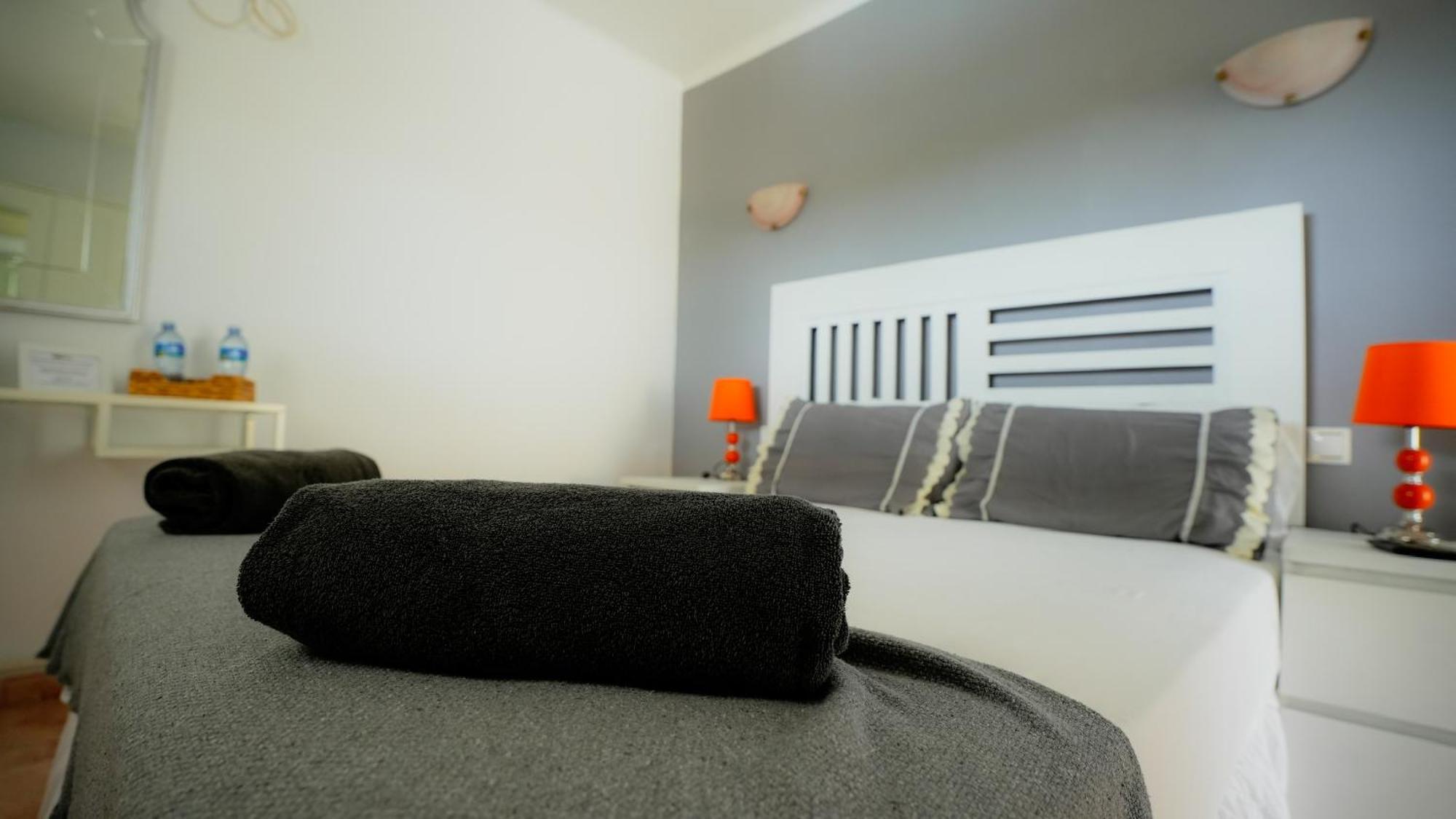 Bed and Breakfast La Casa De Mima Cubelles Habitación foto