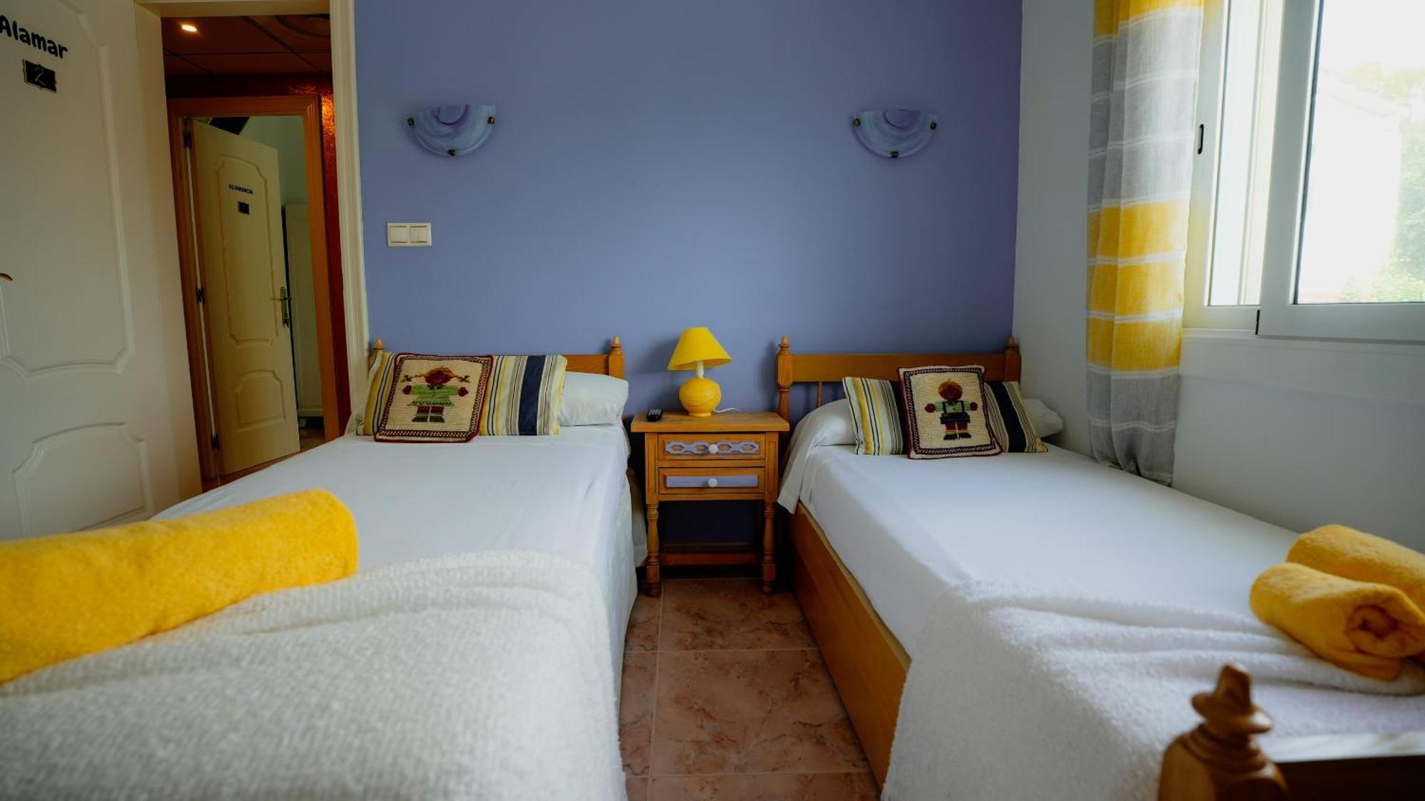 Bed and Breakfast La Casa De Mima Cubelles Habitación foto