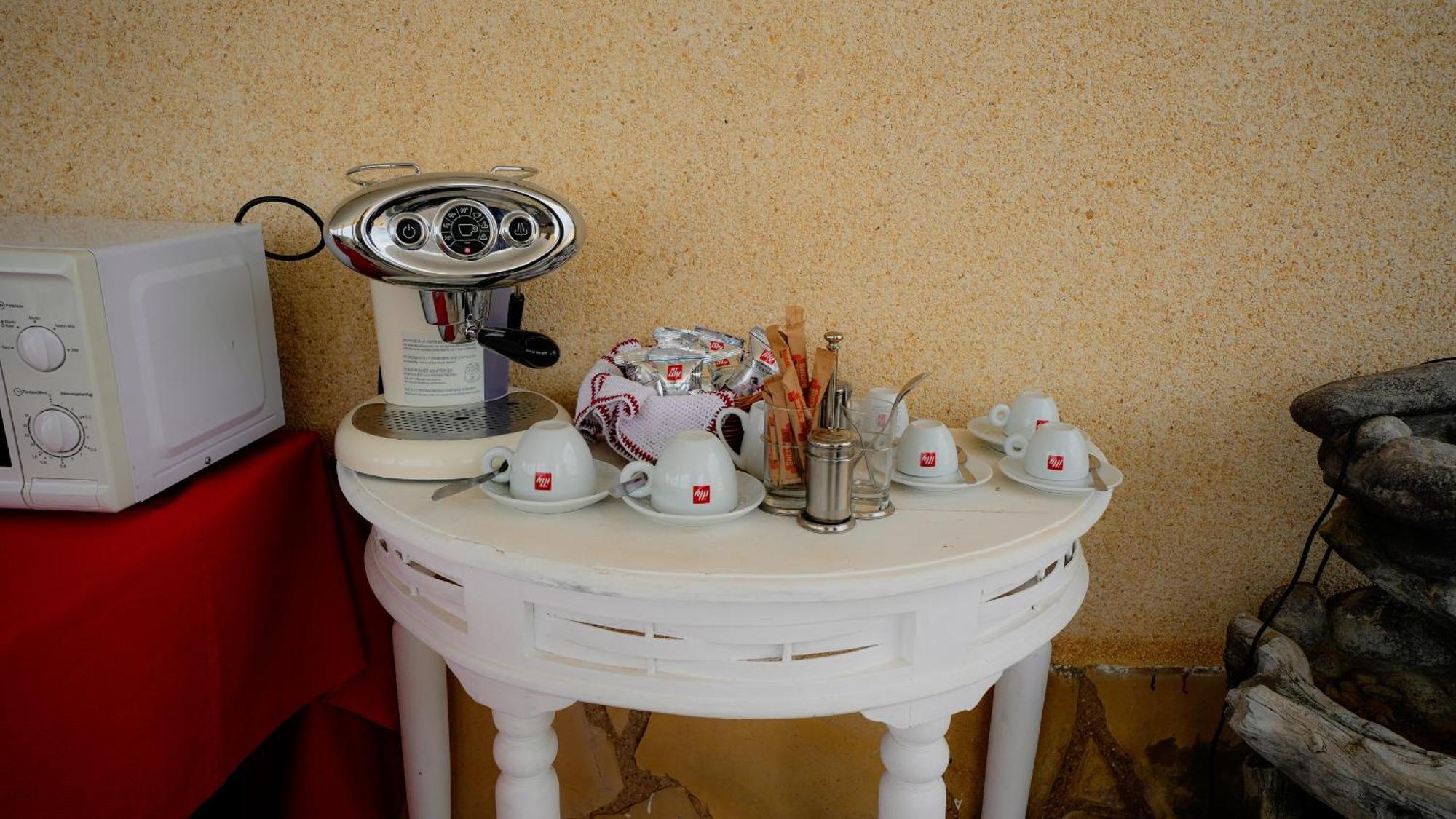 Bed and Breakfast La Casa De Mima Cubelles Exterior foto
